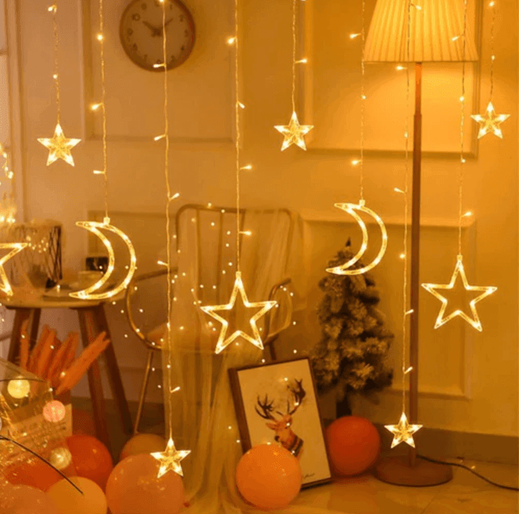 138 LED girlianda užuolaida - varvekliai šiltai baltos spalvos - Piki