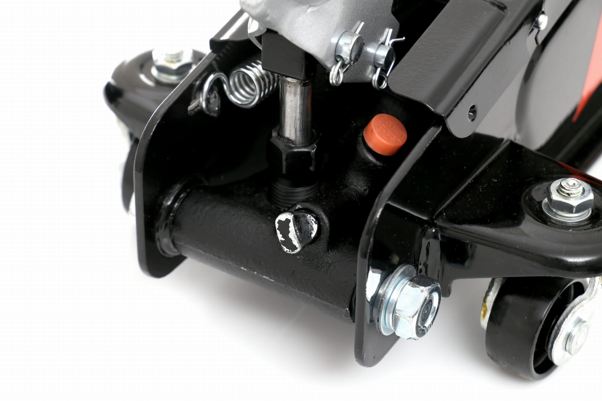 Hidraulinis domkratas žemo profilio su ratukais ir paaukštinimu 2.5T 90-340mm. KRAFT&DELE KD1362..