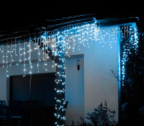 Kalėdinė girlianda - varvekliai 12m. ŠALTAI BALTA. 300 LED