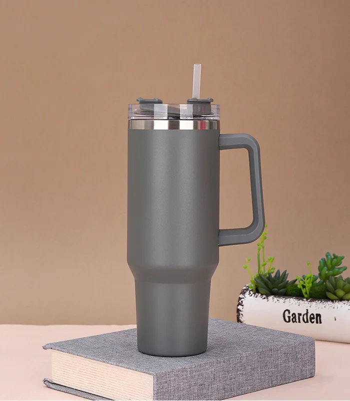 Termo gertuvė puodelis 1200ml su daugkartiniu šiaudeliu, pilka